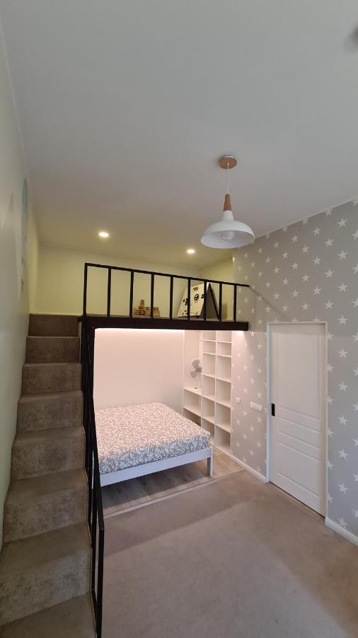 Family Apartment In Klaipeda Old Town Екстер'єр фото